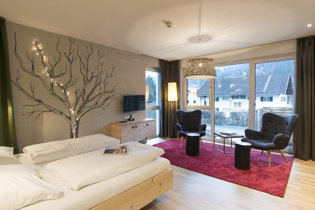 Leiners Familienhotel Garmisch-Partenkirchen Ruang foto